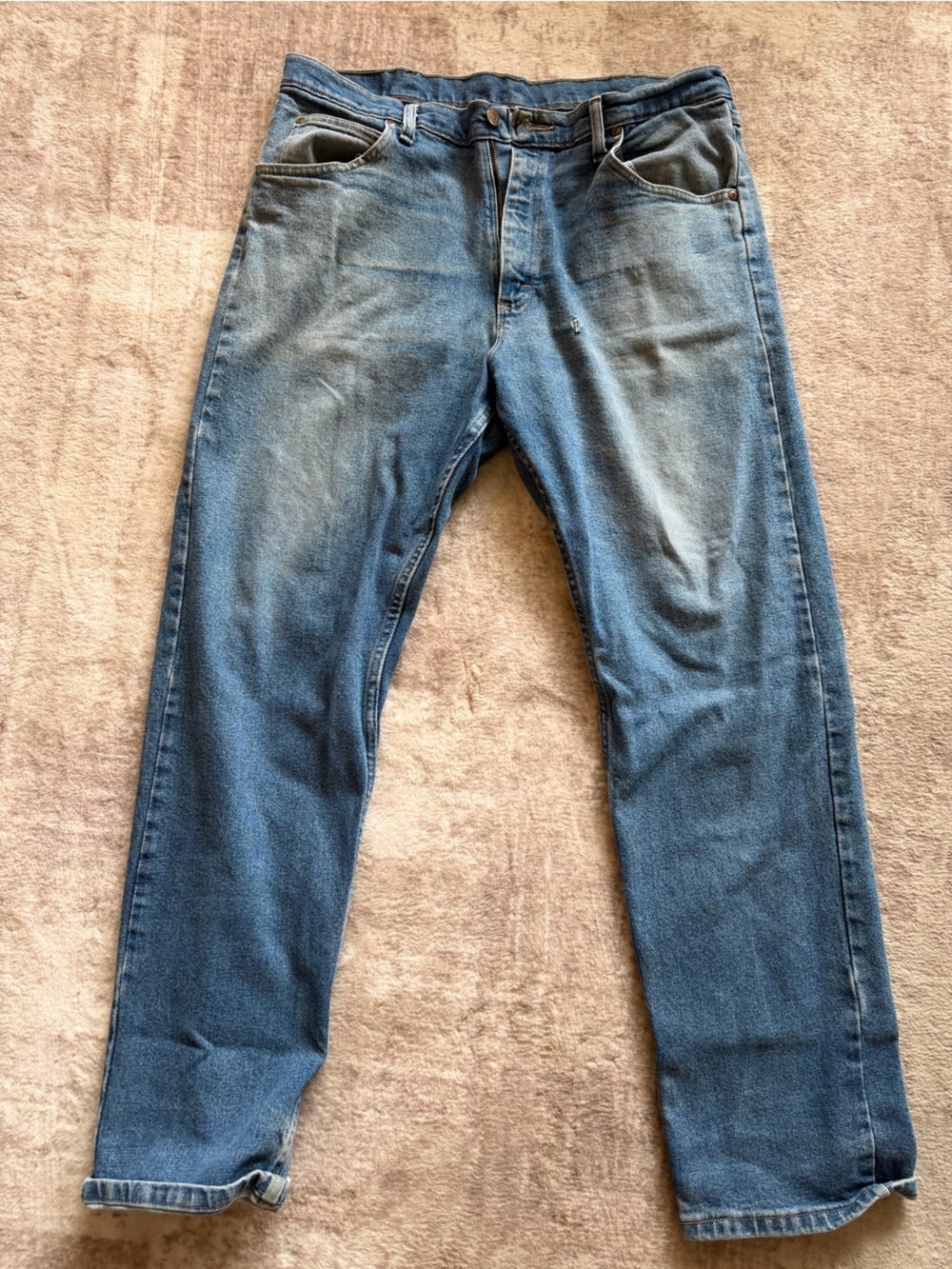Wrangler Mens Blue Denim Jeans Size 36x32 Straight Fit Medium Wash